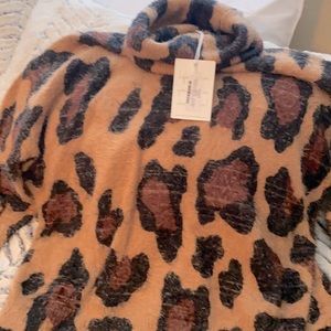 Turtle Neck - Cheetah